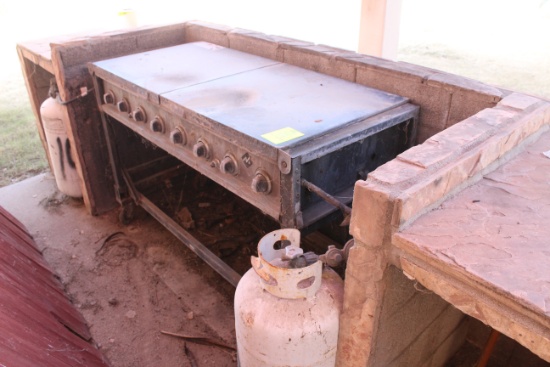 54" Liquid Propane Charbroiler On Casters