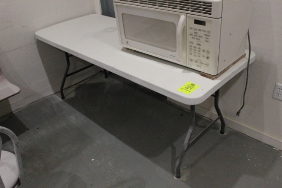 6' Folding Table