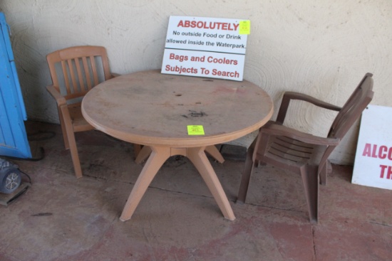 Plastic Table And Chairs