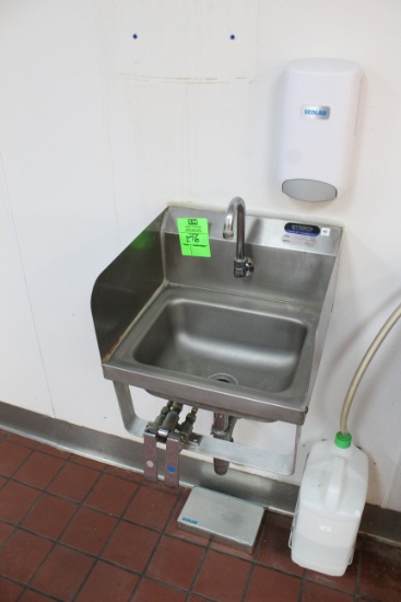 Knee-Operated Hand Sink