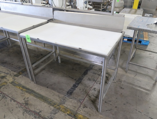 polytop table w/ backsplash