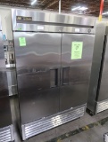 True 2-door refrigerator