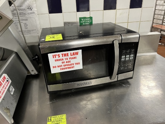 Black and Decker Household Microwave