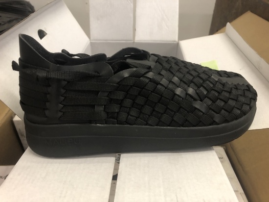10 Pairs Of Malibu Latigo Black Sandals