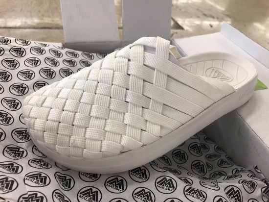 8 Pairs Of Malibu Colony White Sandals