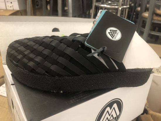 10 Pairs Of Malibu Colony Black Sandals
