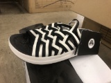 8 Pairs Of Malibu Zuma 2 Black/White Sandals