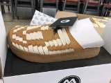 8 Pairs Of Malibu Thunderbird Nat/Tan Sandals