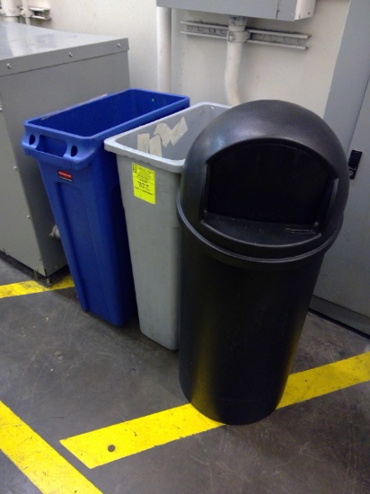 Assorted Trash Cans