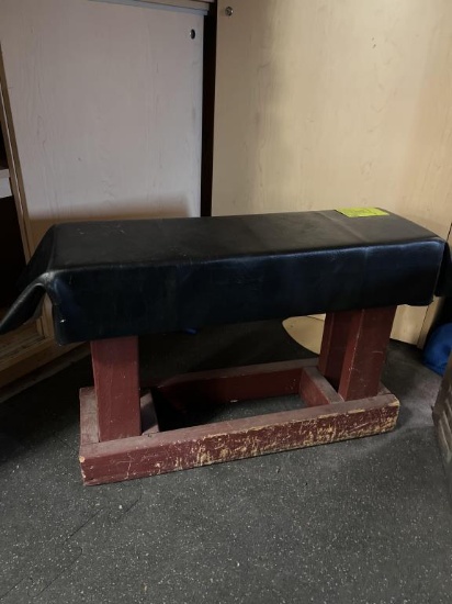 29" Padded Bench
