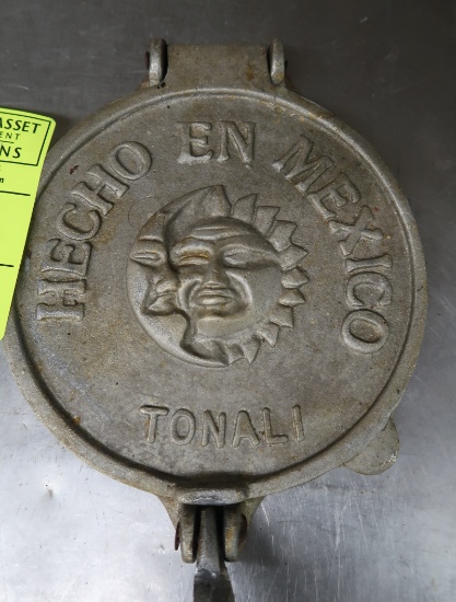 2) tortilla presses