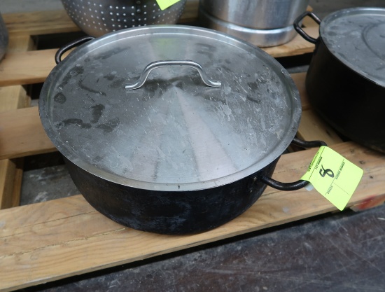 stainless pan w/ lid