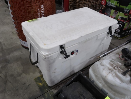 KODI super-insulated ice chest