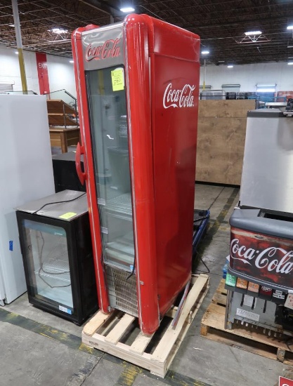 Frigoglass retro Coke refrigertated merchandiser