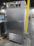 Traulsen blast chiller, self-contained