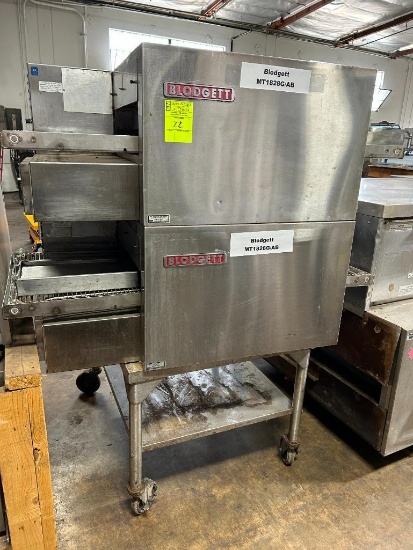Blodgett MT1828G/AB Double Stack Gas Conveyor Pizza Oven