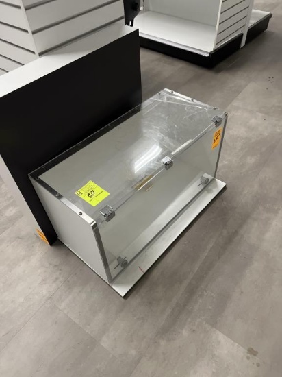 33" Display Case