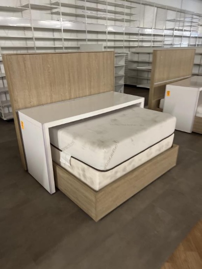 Mattress Displays