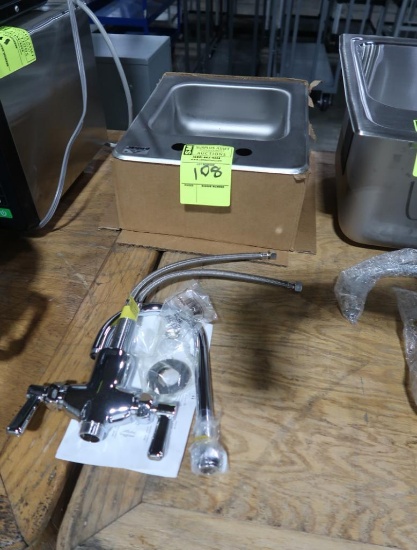 new sink w/ faucet