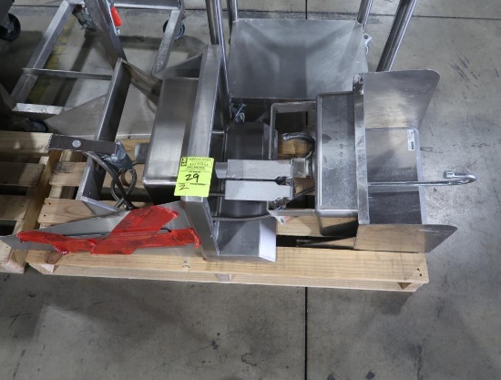 hand sinks w/ knee valves