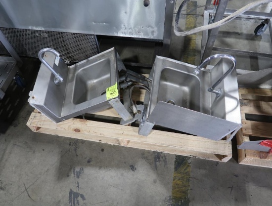 hand sinks w/ knee valves