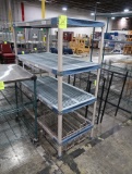 Metro MAX i antimicrobial shelving unit