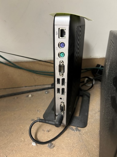HP Thin Client PC W/ Monitor, Keyboard, Mouse