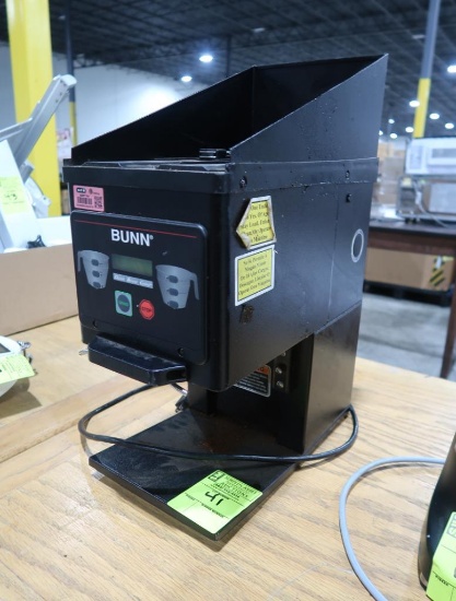 Bunn multi-hopper coffee grinder, missing plastic