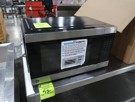 GE microwave oven