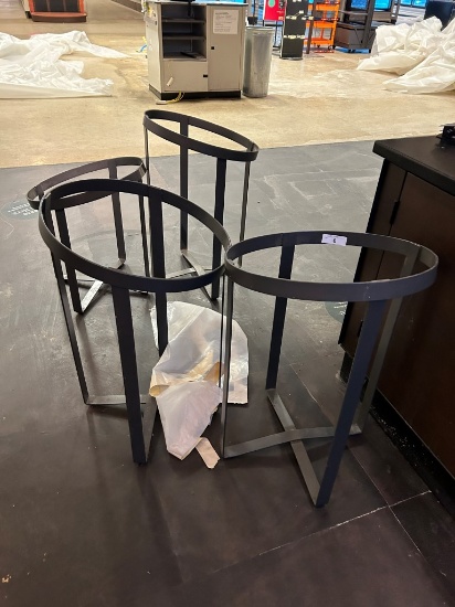 Metal Basket Stands W/ 19in Diameter