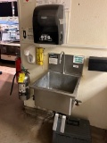 Knee-Operated Hand Sink