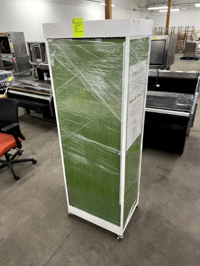 Portable 8 Tier Display