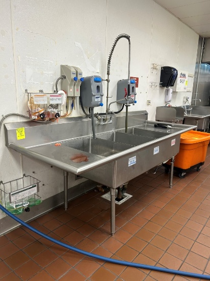 Wasserstrom Stainless Steel Three Compartment Sink W/ Sprayer