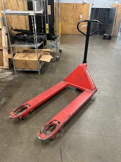 Raymond Manual Pallet Jack