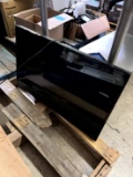 Vizio Flat Screen TVS