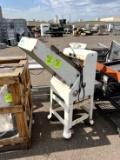 Oliver Bread Slicer