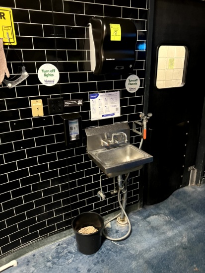 SS Sink with Paper Towel/Soap Dispenser