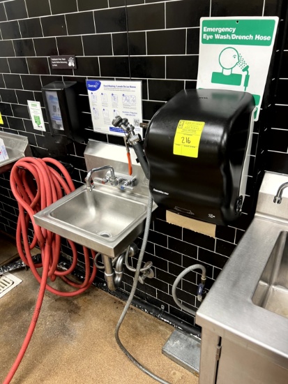 SS Sink with Paper Towel/Soap Dispenser