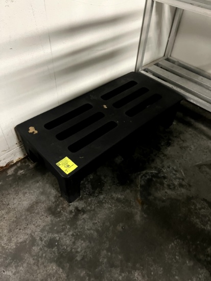 4ft Dunnage Racks