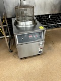 BKI Auto Lift Fryer