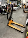 Titan 5500lbs Manual Pallet Jack