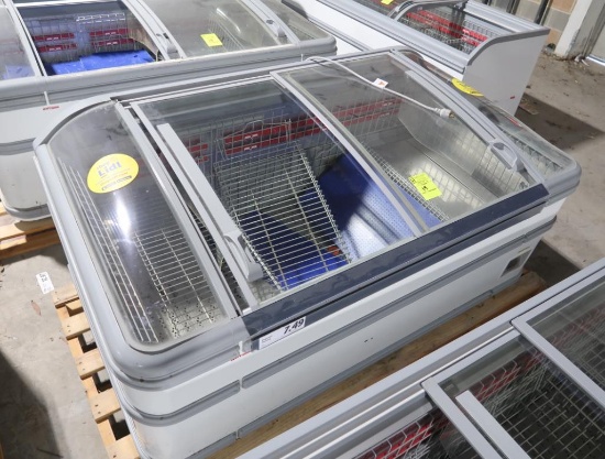 AHT portable freezer, self-contained