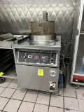 BKI BLF Auto-Lift Fryer