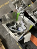 Advance Tabco PS-61 Hand Sink W/ Sensor Faucet