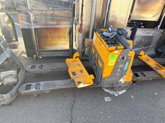 PARTS OF JUNGHEINRICH EJE225 PALLET JACK