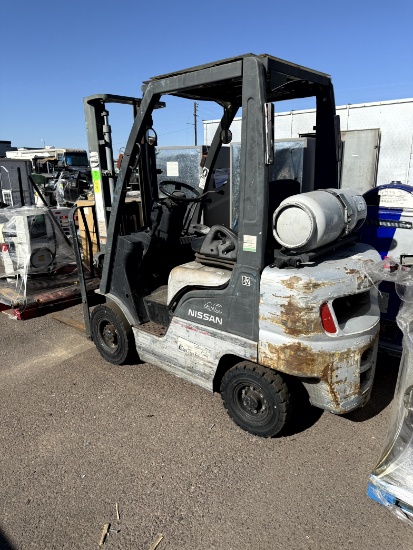 NISSAN PROPANE FORKLIFT