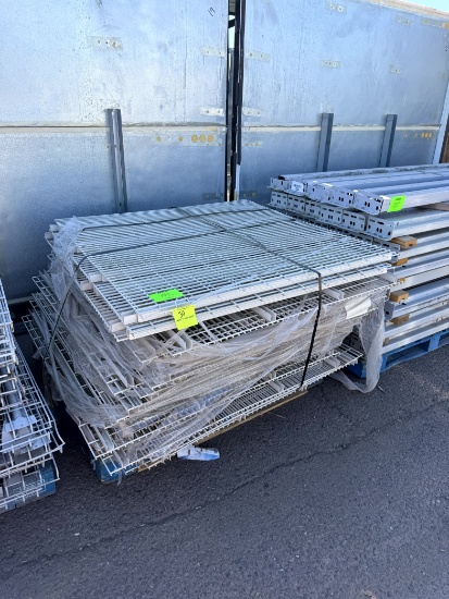 PALLET OF DECKING
