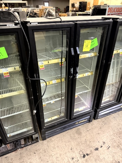 TRUE GDM-30-LD GLASS DOOR COOLER
