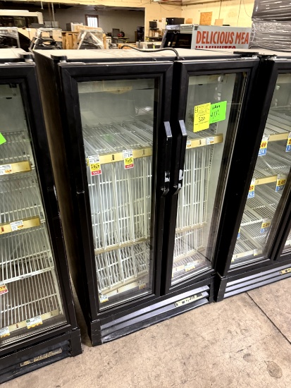 TRUE GDM-30-LD GLASS DOOR COOLER
