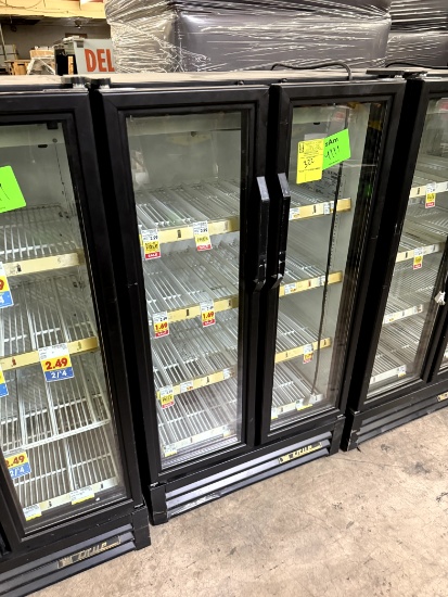 TRUE GDM-30-LD GLASS DOOR COOLER